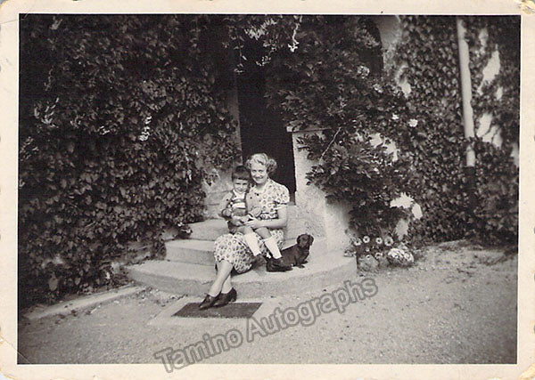 Adlon Percy - Lot of Signed and Unsigned Photographs - Image 4
