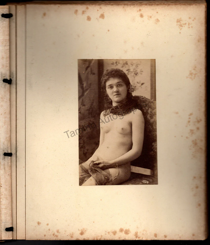 Album with 44 Nude Albumen Prints - France 1880s - Image 4