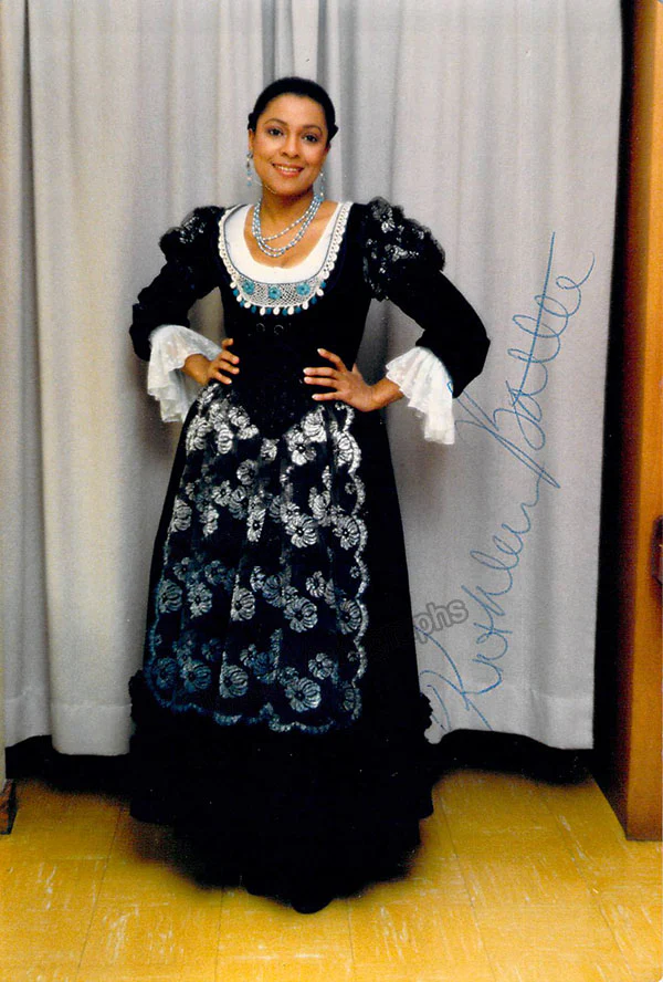BATTLE, Kathleen (Various Autographs) - Image 16