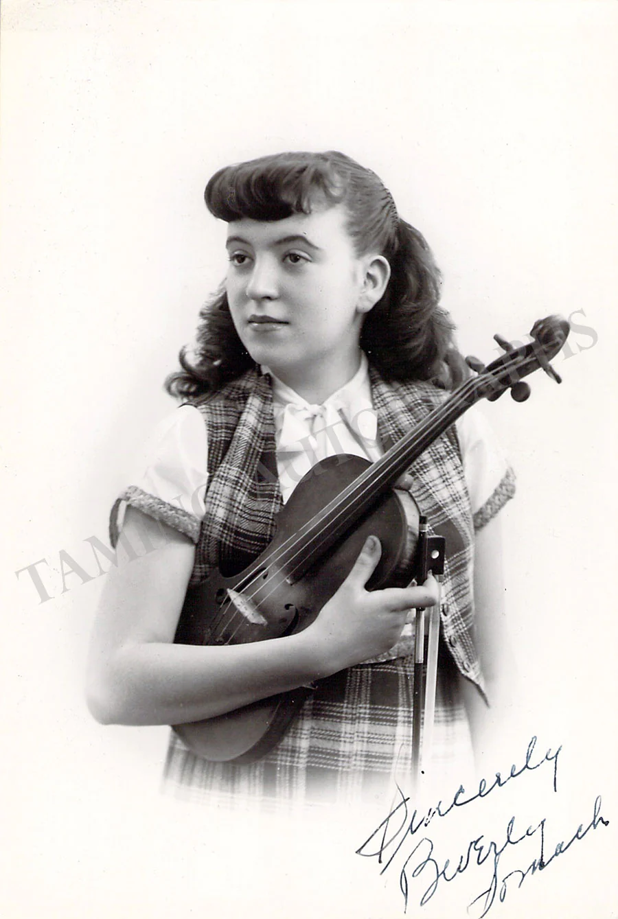 Somach, Beverly - Signed Photograph