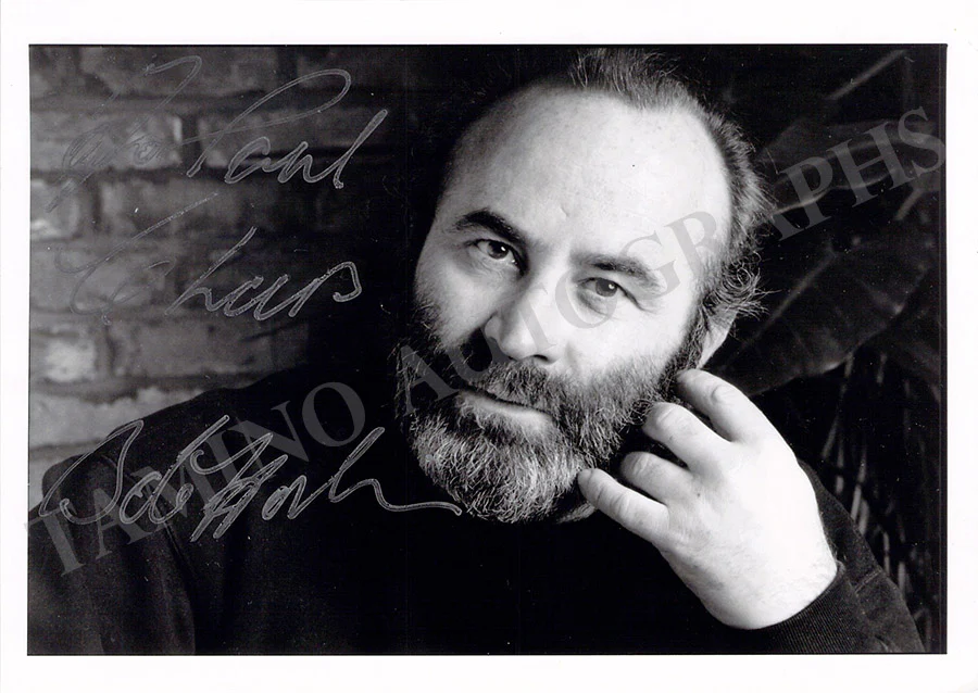 Hoskins, Bob - Signed Photograph