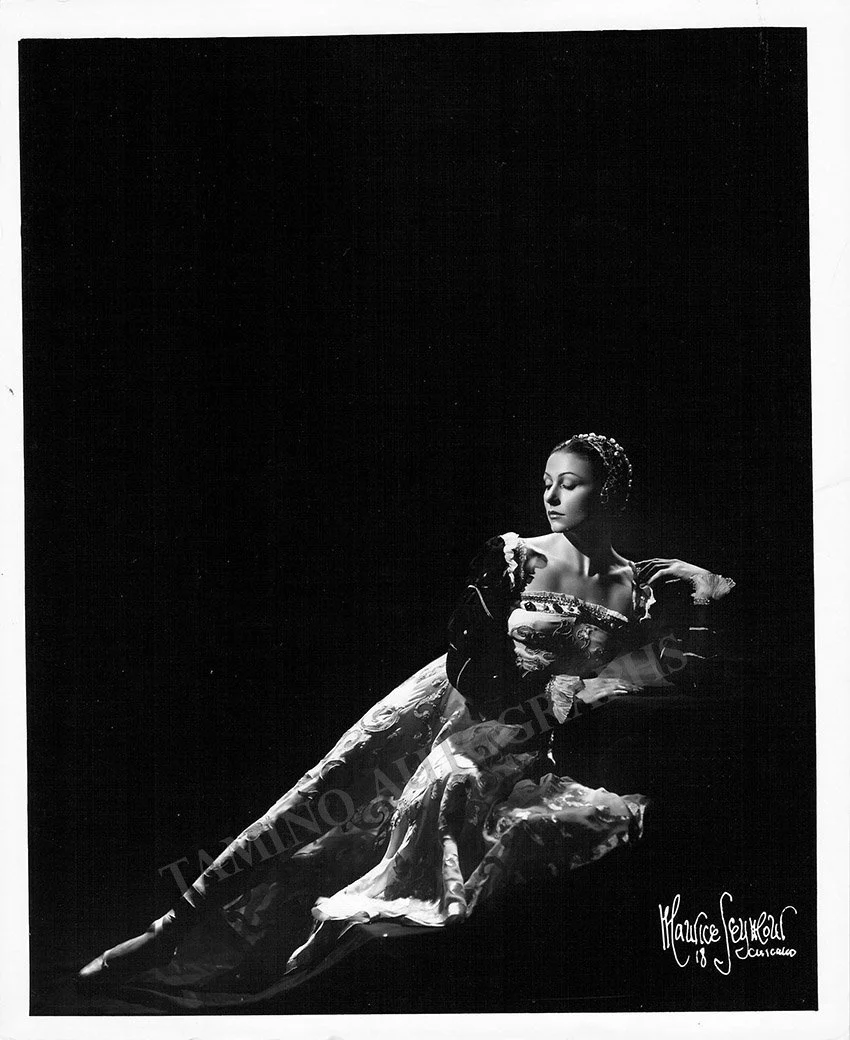 Chauvire, Yvette - Lot of Unsigned Photos - Image 6