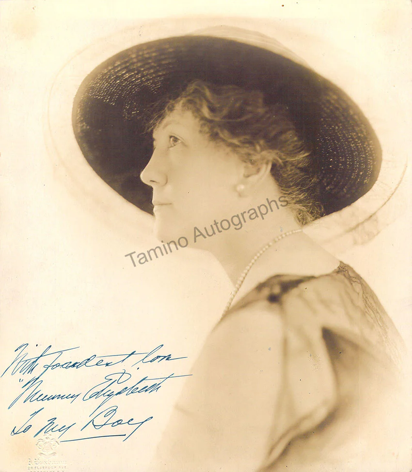 Murray, Elizabeth - Set of 2 Signed Photographs