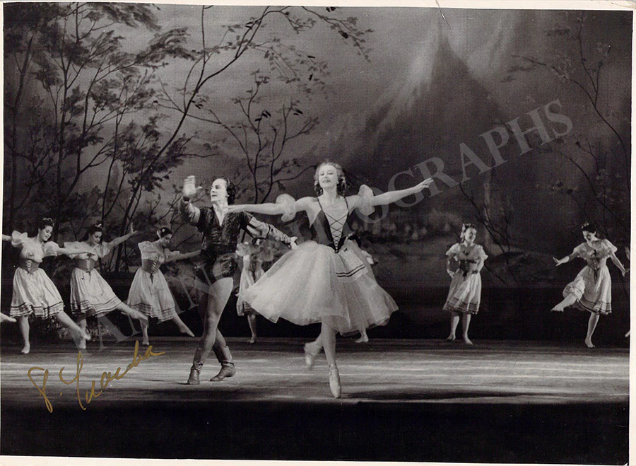 Ulanova, Galina - Signed Photograph in "Giselle"