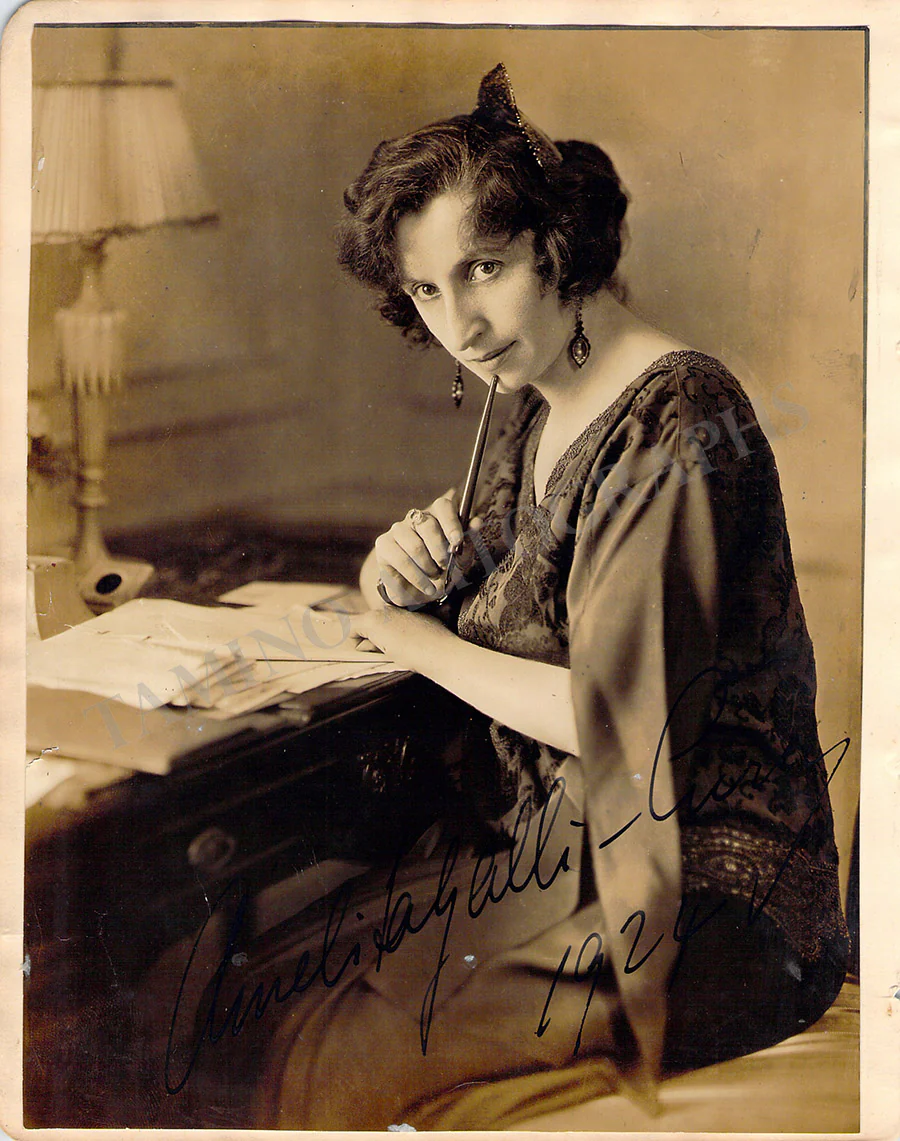 Galli-Curci, Amelita - Various Autographs
