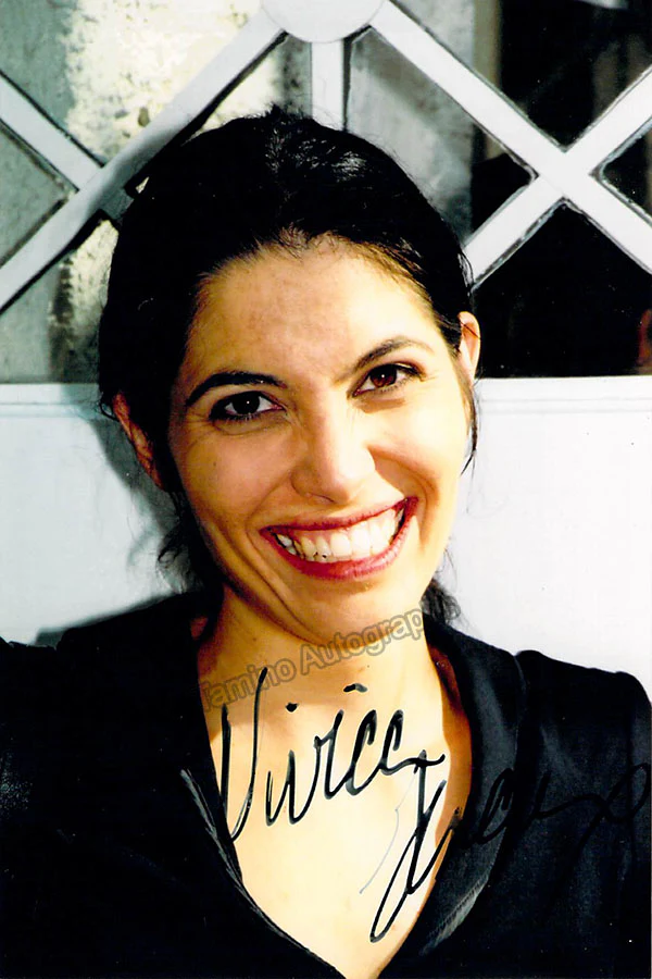 GENAUX, Vivica (Various Autographs)