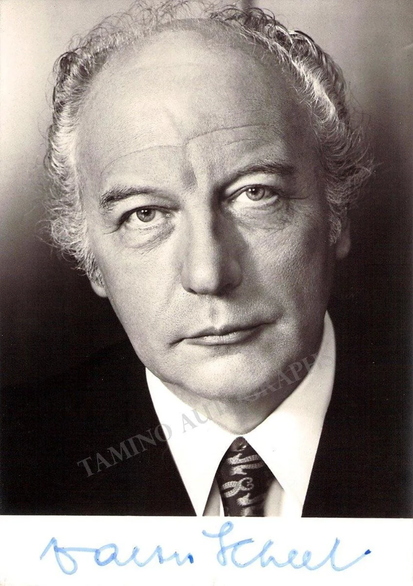 German Presidents & Chancellors - Lot of 29 Signed Autographs - Image 25
