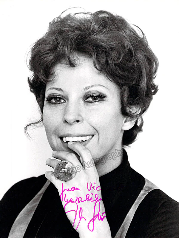 GESZTY, Sylvia (Various Autographs)