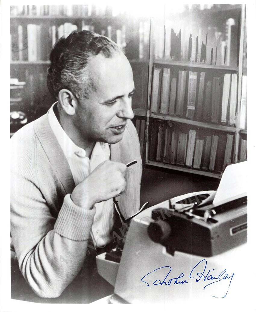 Hailey, Arthur - Signed Photo