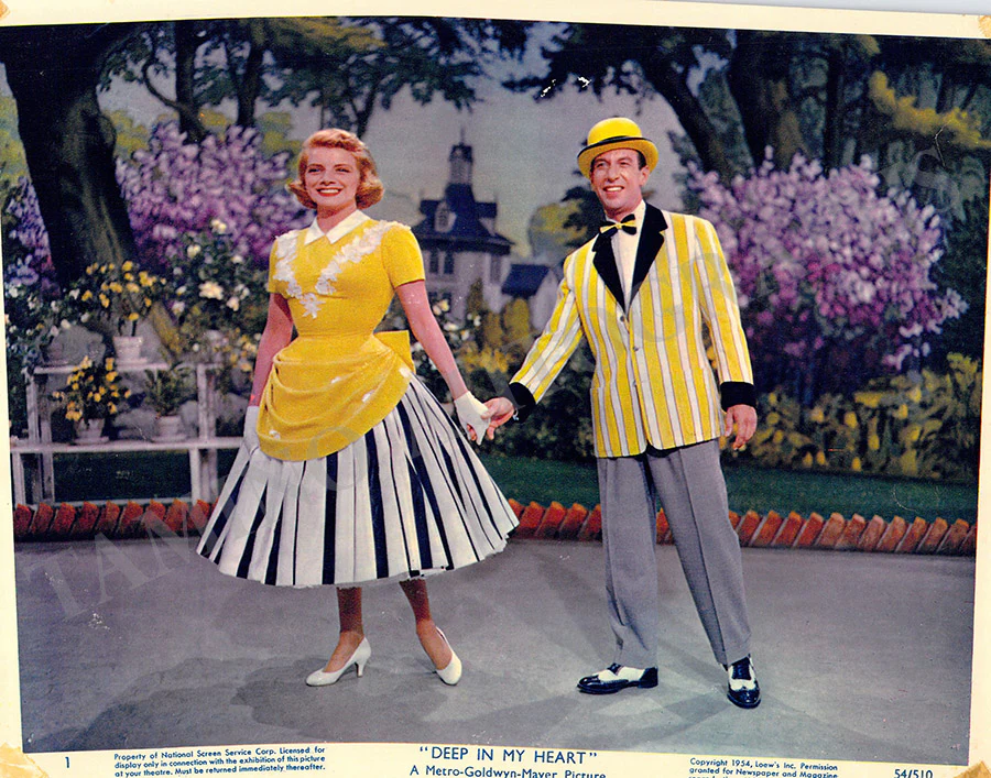 Hollywood Actors and Actresses - Collection of 47 Unsigned Photos - Image 30
