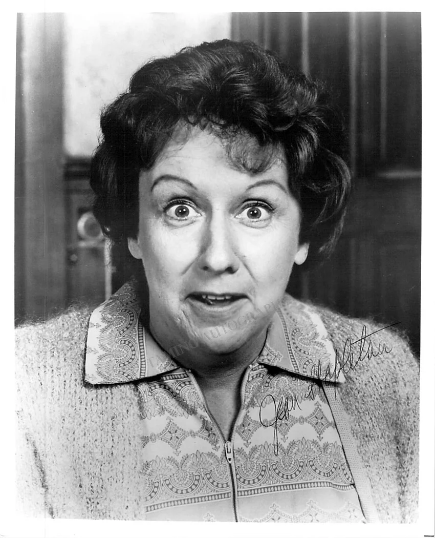 Stapleton, Jean - Signed Photograph