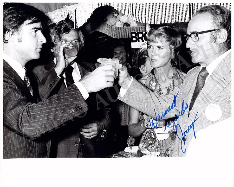 Brown, Jerry - Set of 2 Signed Photographs - Image 2