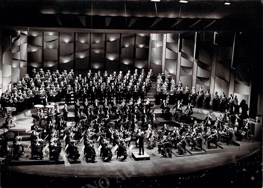 Karajan, Herbert von - Lot of 95+ Photo Postcards - Image 14