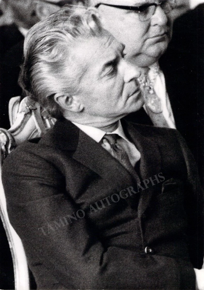 Karajan, Herbert von - Lot of 95+ Photo Postcards - Image 36