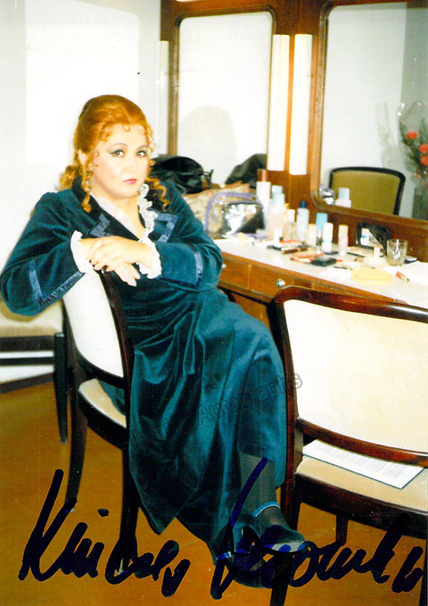 KINCSES, Veronika (Various Autographs) - Image 3