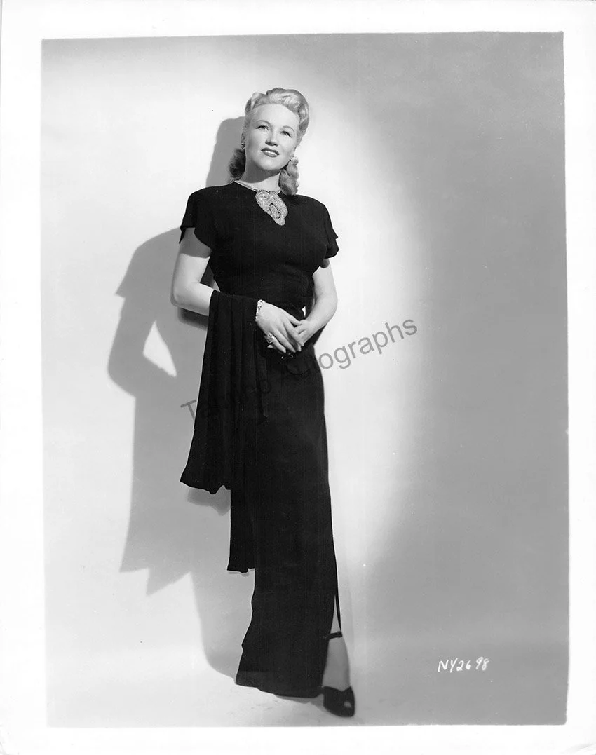 Kirsten, Dorothy - Large Lot of Unsigned Photographs - Image 153