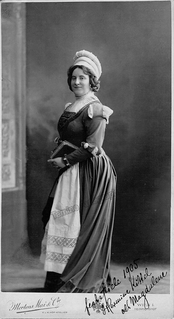 Kittel, Hermine - Signed Cabinet Photograph in Meistersinger 1905