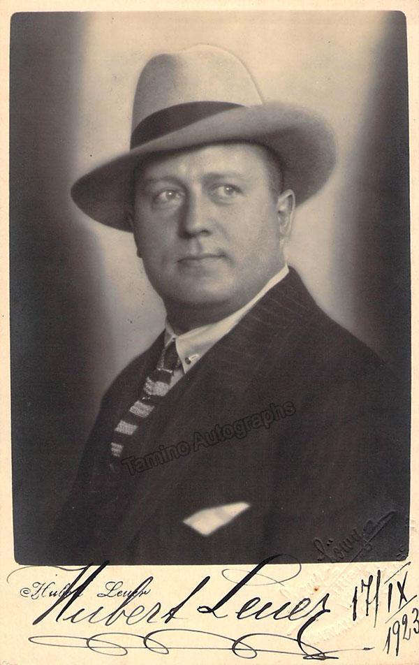 LEUER, Hubert (Various Autographs)