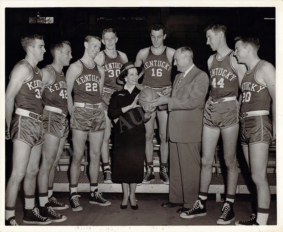 Pons, Lily - Large Photo Collection - Image 20