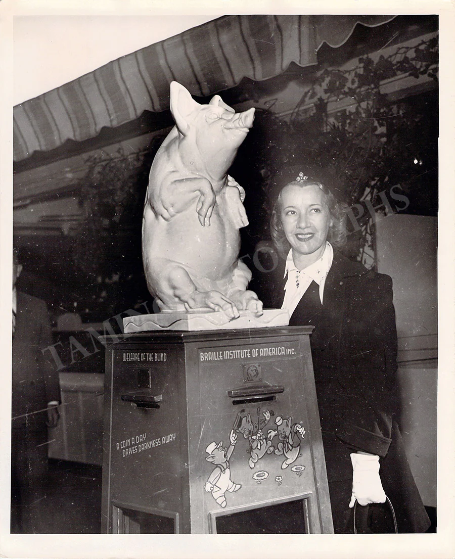 Pons, Lily - Large Photo Collection - Image 29