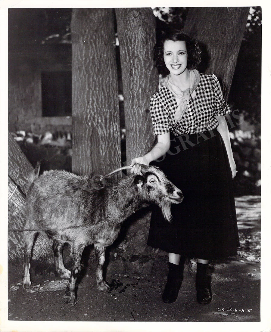 Pons, Lily - Large Photo Collection - Image 30