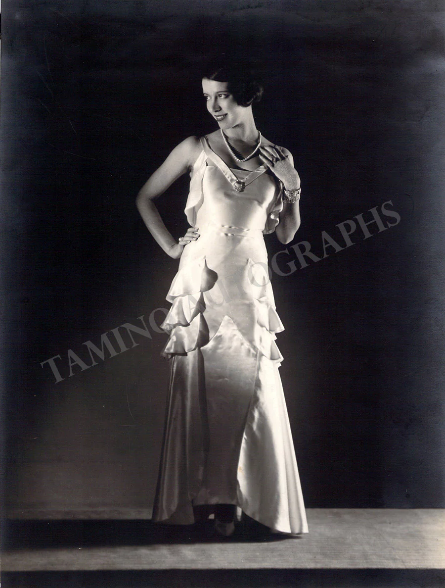 Pons, Lily - Lot of 33 Unsigned Photographs - Image 11