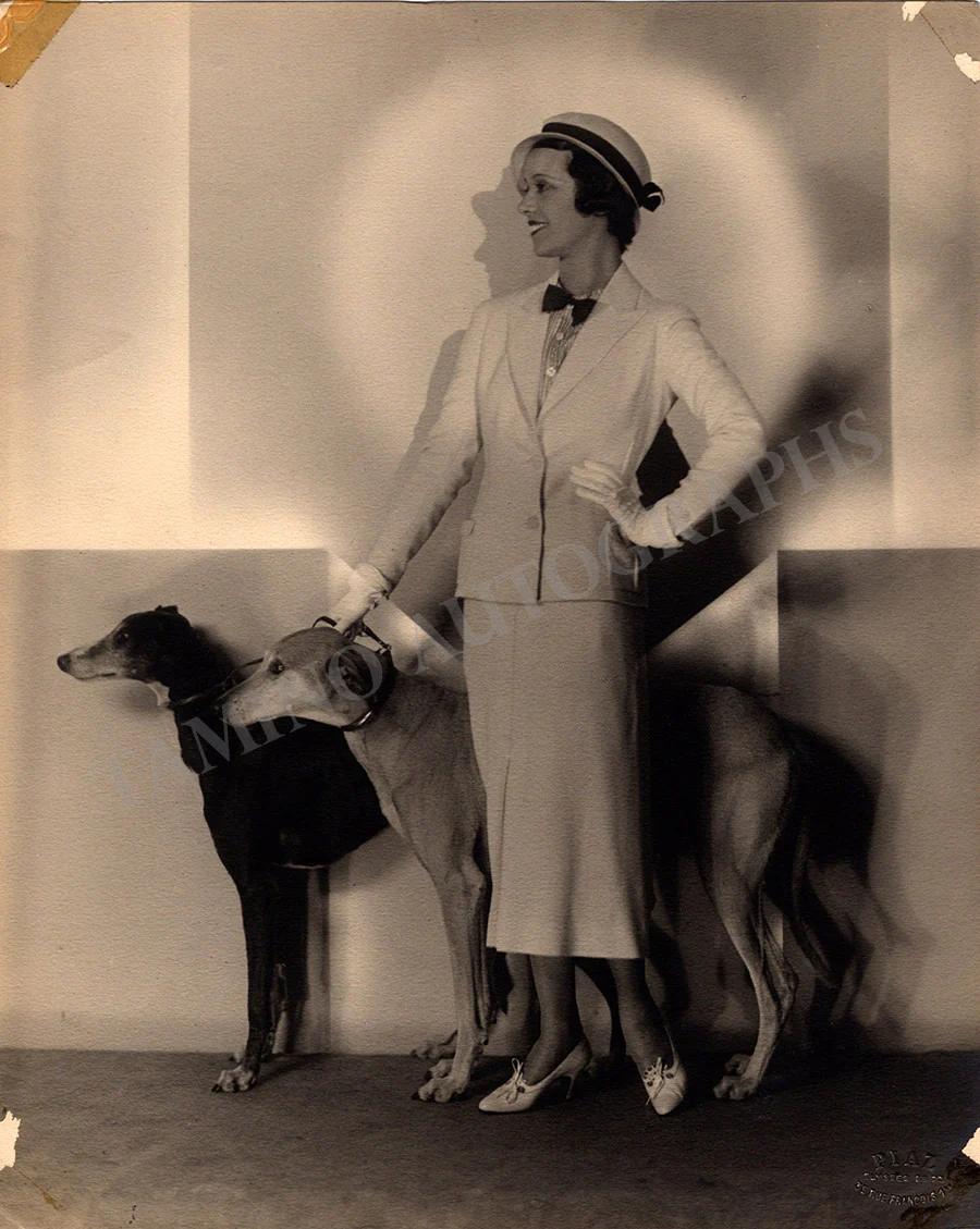 Pons, Lily - Lot of 33 Unsigned Photographs - Image 28