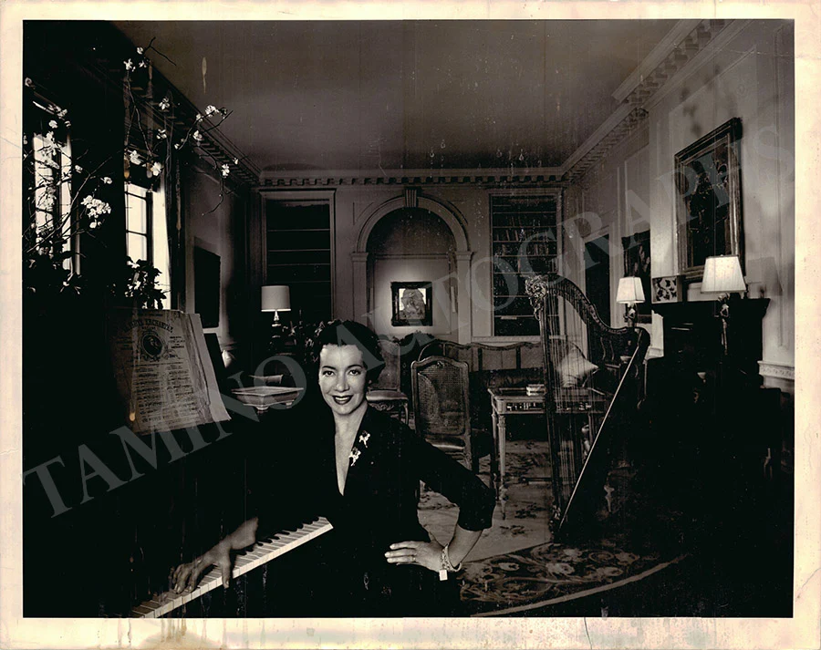 Pons, Lily - Set of 6 Unsigned Photographs - Image 2