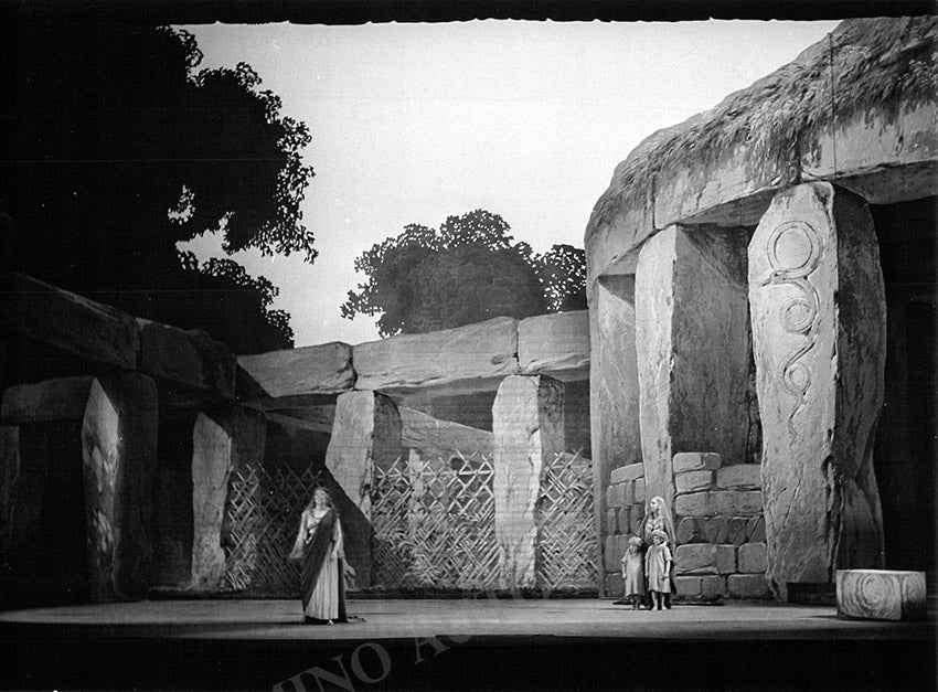 Callas, Maria - Unsigned Photos as Norma (Various Options) - Image 12