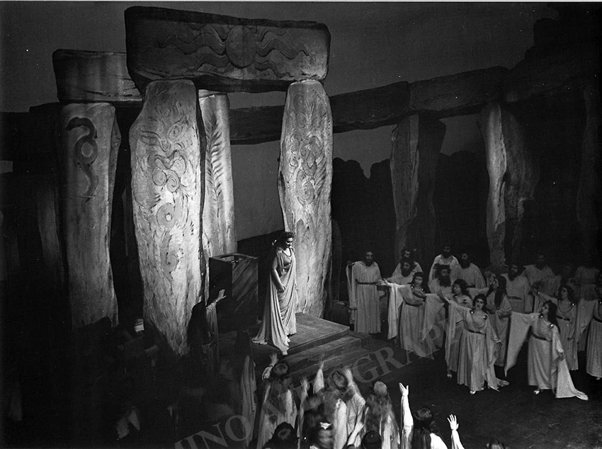 Callas, Maria - Unsigned Photos as Norma (Various Options) - Image 14