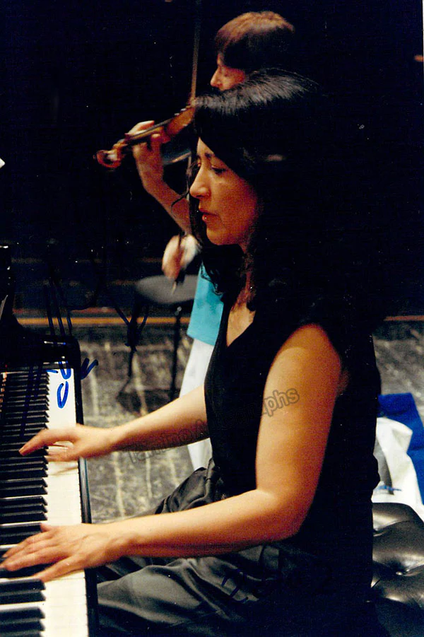 Argerich, Martha - Various Autographs - Image 2