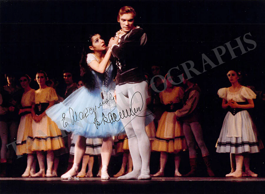Maximova, Ekaterina - Vasiliev, Vladimir - Signed Photo in Icarus