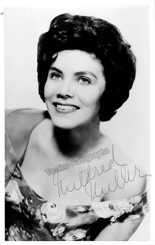 MILLER, Mildred (Various Autographs) - Image 4