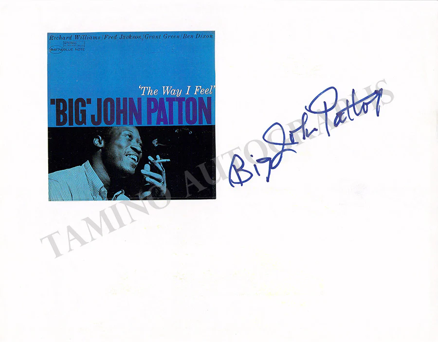 Musicians & Bands 1950s - 1990s - Signed Photographs & Posters (III) - Image 30