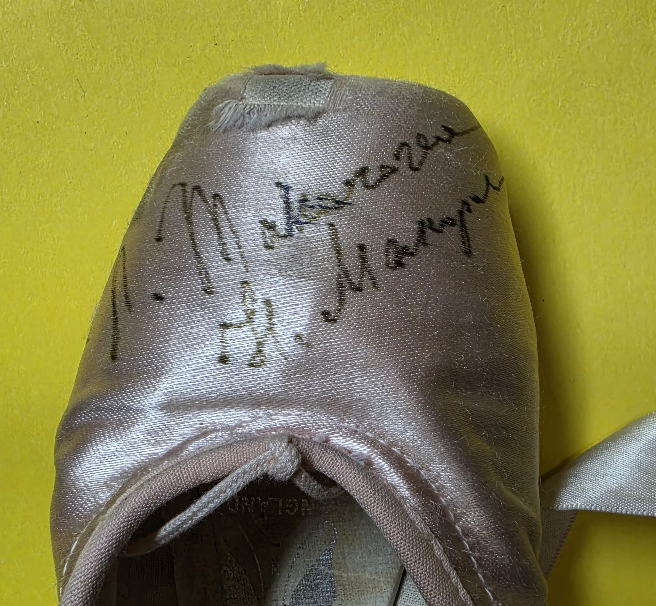 Makarova, Natalia - Double Signed Pointe Shoe - Image 2