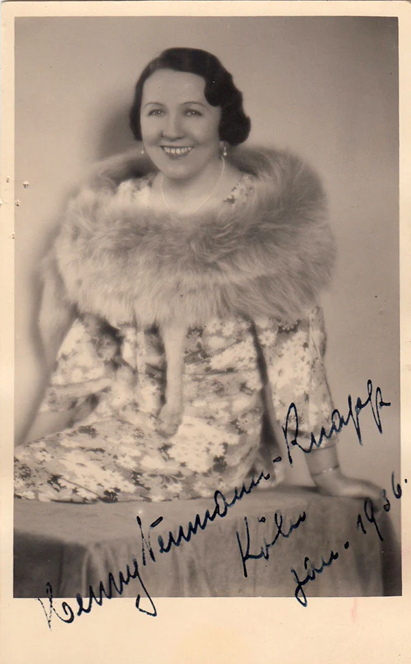 NEUMANN-KNAPP, Henny