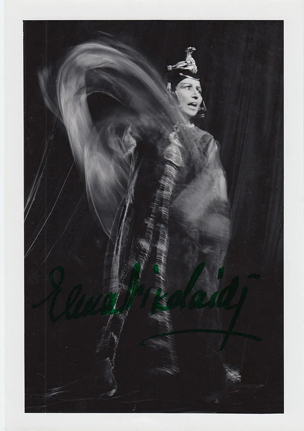 NIKOLAIDI, Elena (Various Autographs) - Image 9