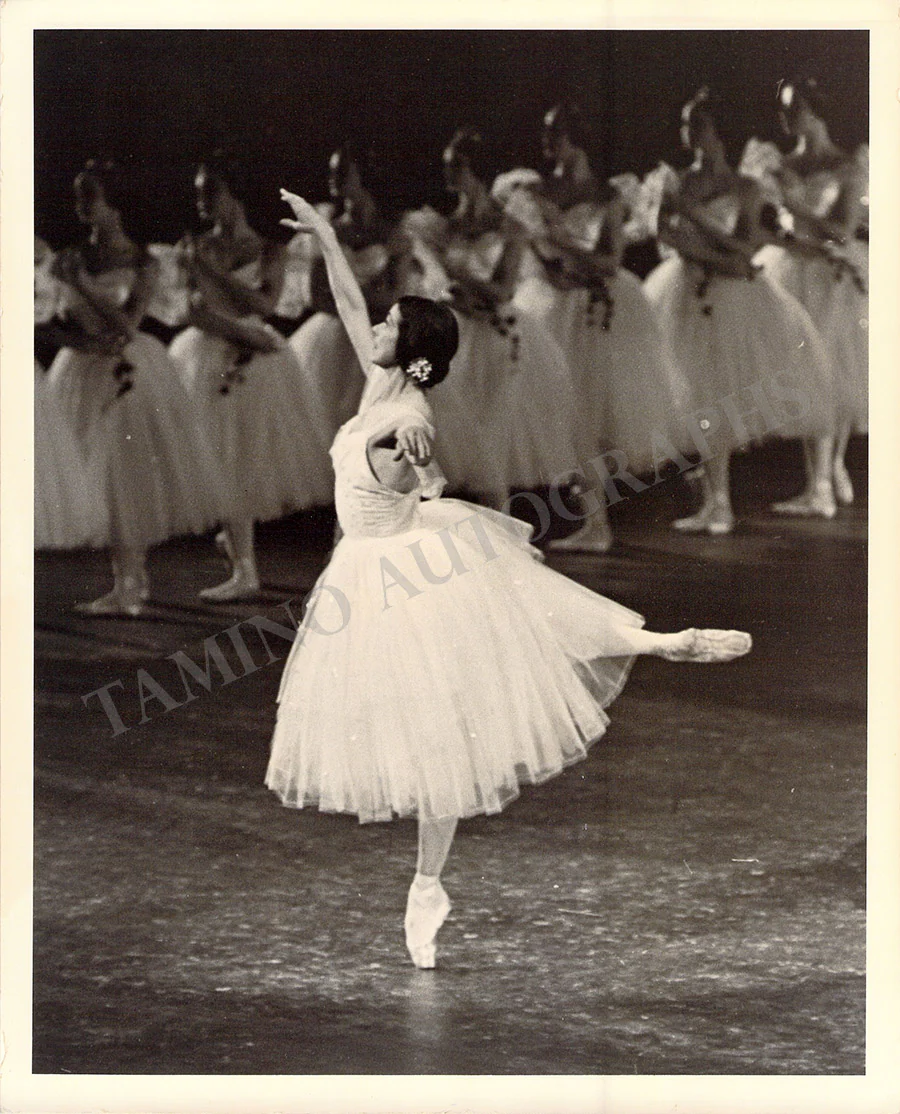 Nureyev, Rudolf - Fonteyn, Margot - Set of 27 Photographs by J. Cameron - Image 7