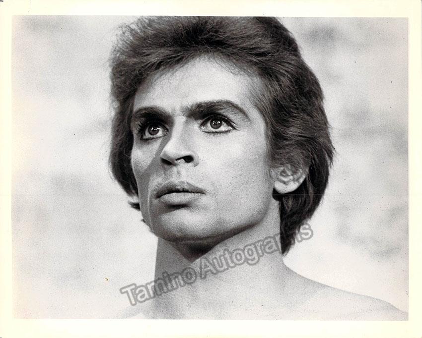 Nureyev, Rudolph - Set of 3 Unsigned Photos - Image 2