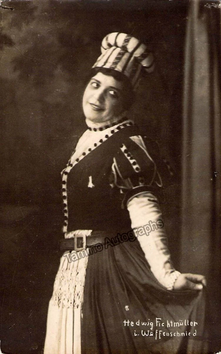Opera Singers - Lot of 111 Vintage Photographs - Image 77