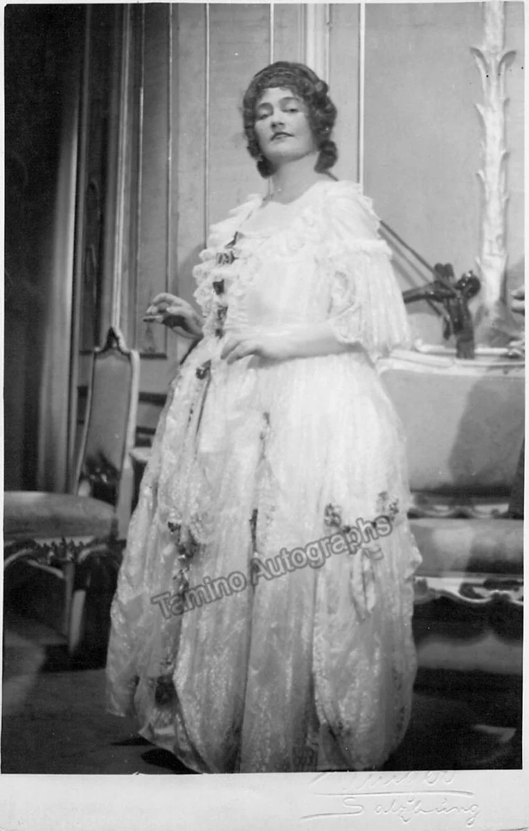 Opera Singers - Lot of 50 Unsigned Photos - Image 17