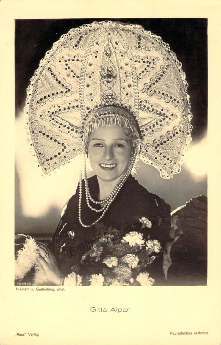 Opera Singers - Lot of 50 Unsigned Photos - Image 36