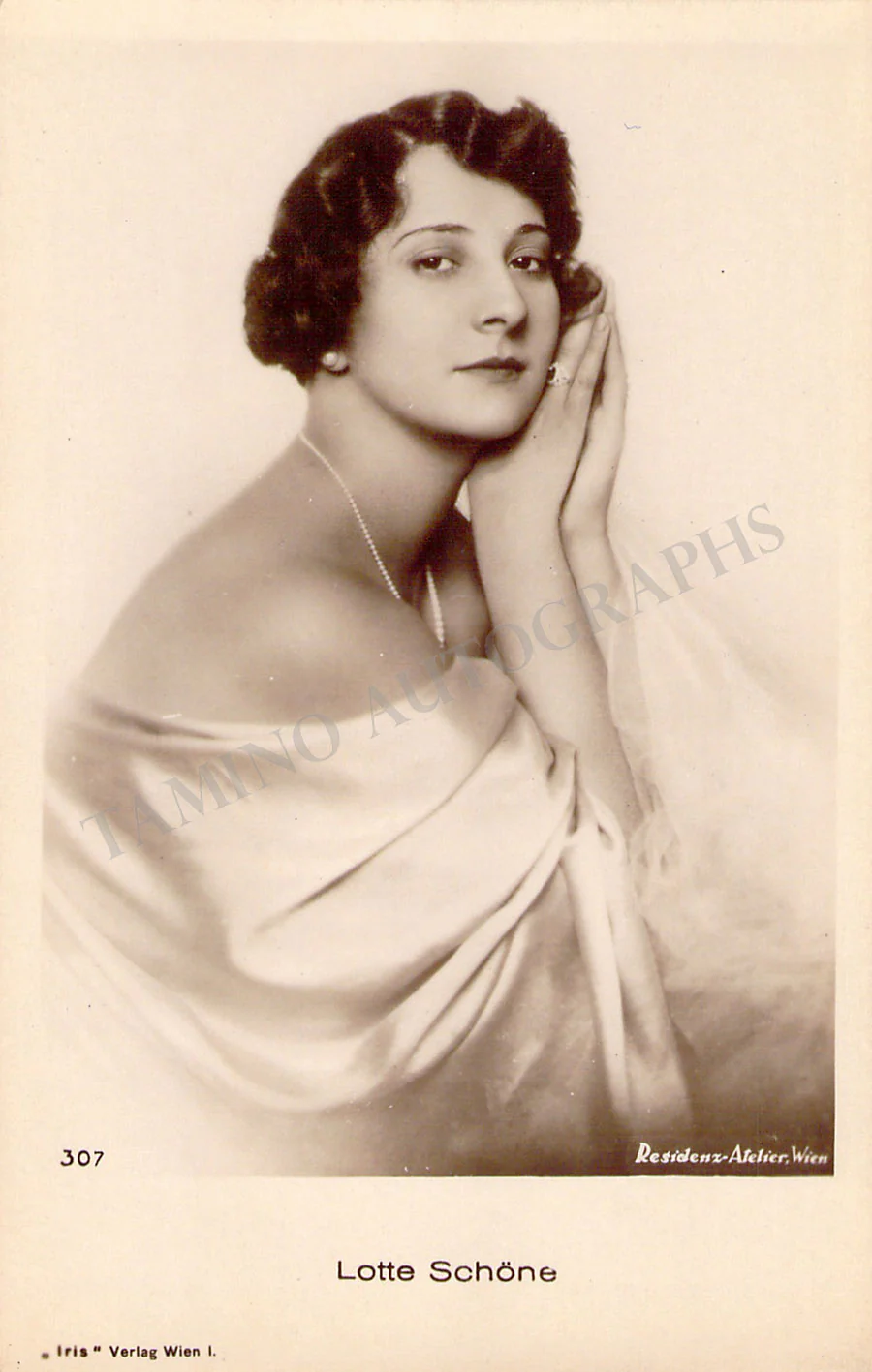 Opera Singers - Lot of 58 Unsigned Photos and Photo Postcards - Image 10