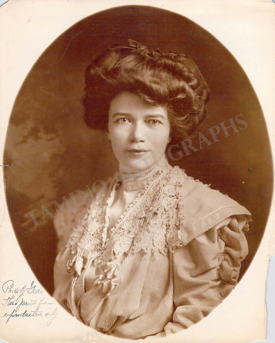 Opera Singers - Lot of 62 Unsigned Photographs - Image 8