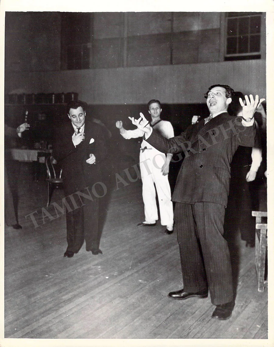 Opera Singers - Lot of 66 Unsigned Photographs - Image 20