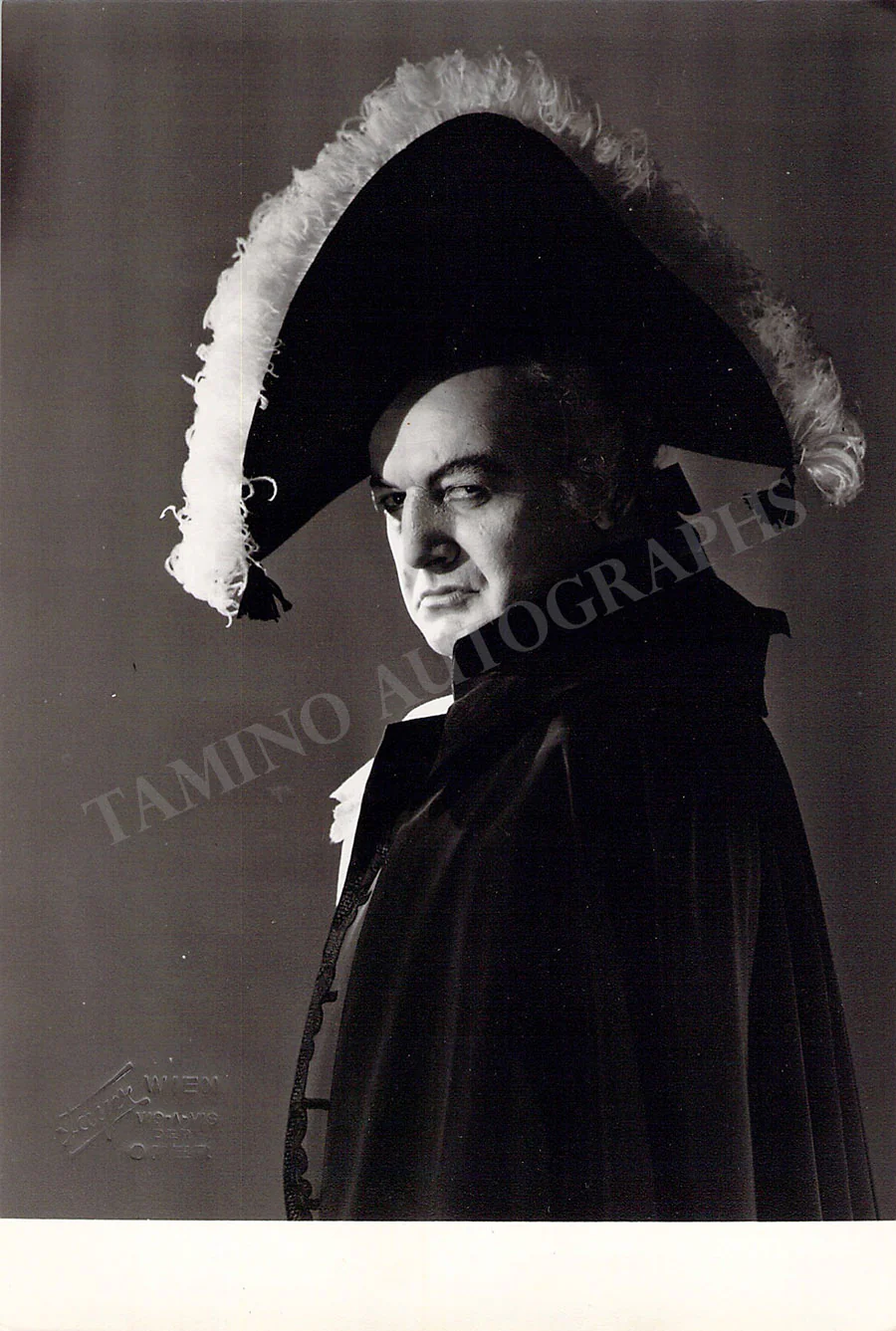 Opera Singers - Lot of 24 Unsigned Photo Postcards by Photographer Fayer - Image 17