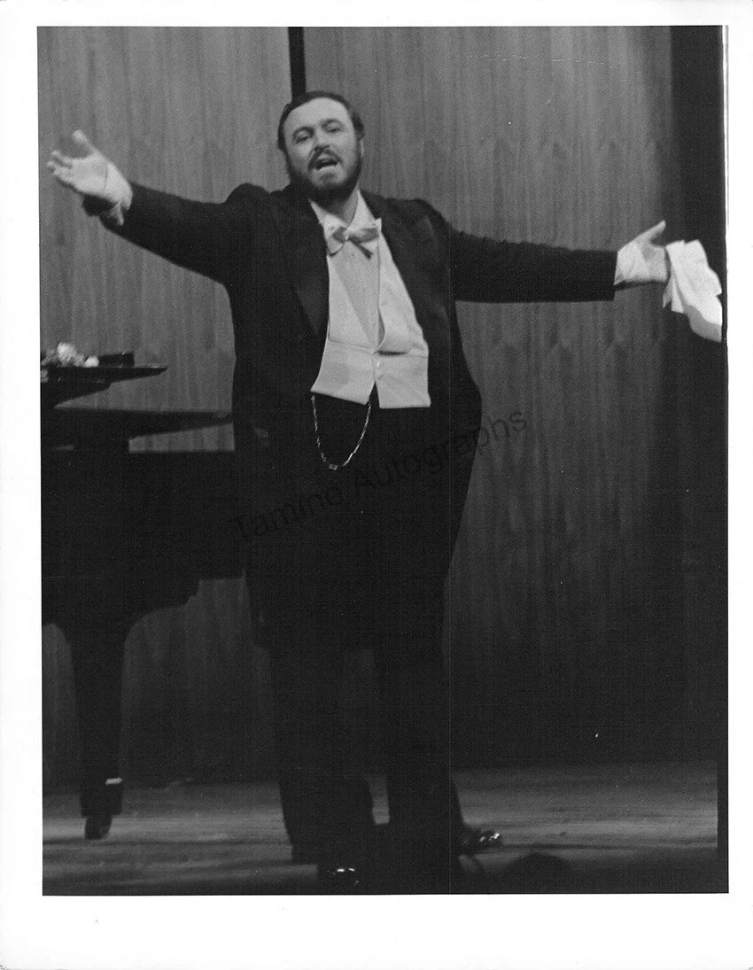 Pavarotti, Luciano - Lot of 50+ Unsigned Photos - Image 24