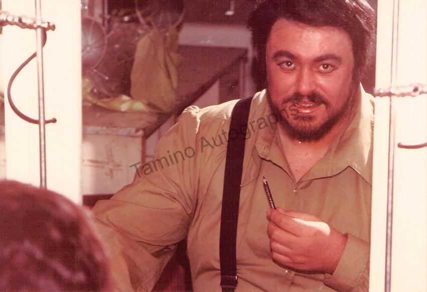 Pavarotti, Luciano - Lot of 50+ Unsigned Photos - Image 33
