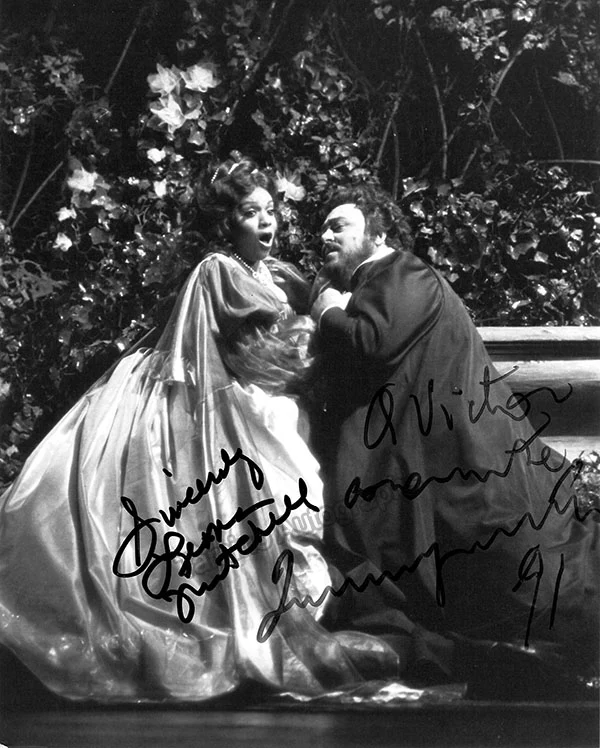 Pavarotti, Luciano - Mitchell, Leona - Double Signed Photographs (Various Autographs) - Image 2