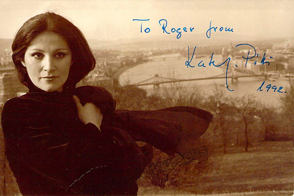 PITTI, Katalin (Various Autographs) - Image 2